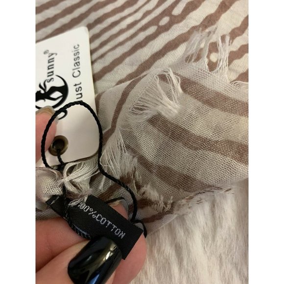 JC SUNNY JUST CLASSIC Cotton Beige Mauve Fringe Shawl Scarf NWT - Picture 3 of 3